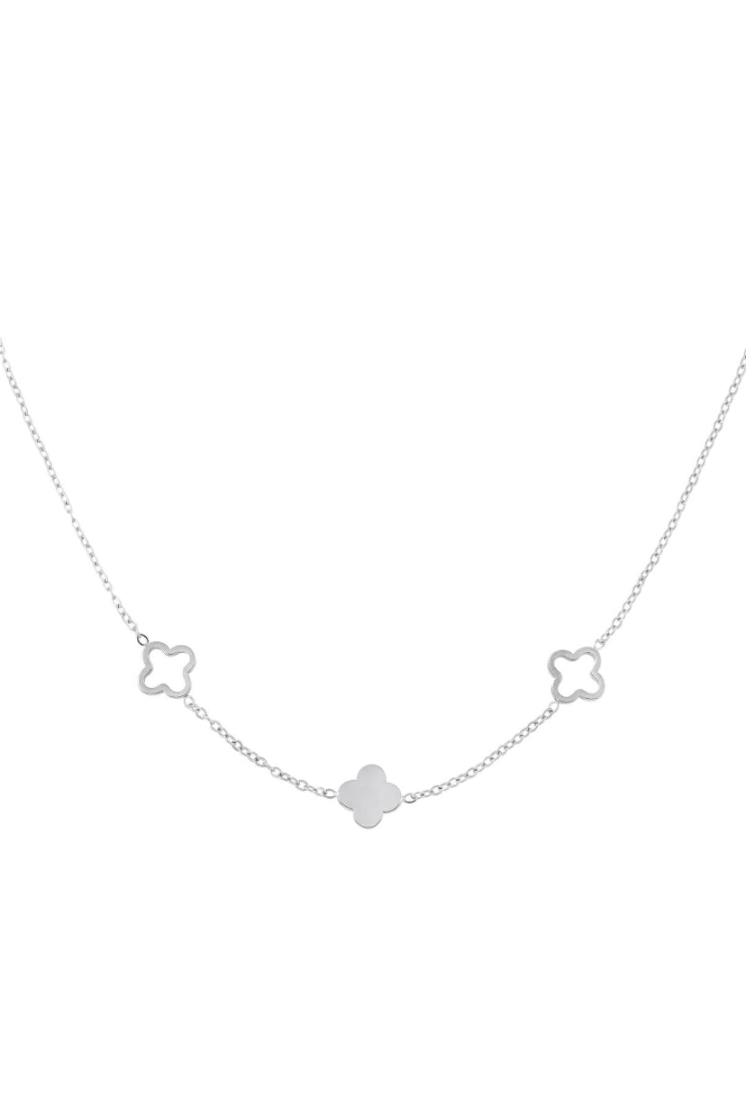Ketting met klavers in het zilver